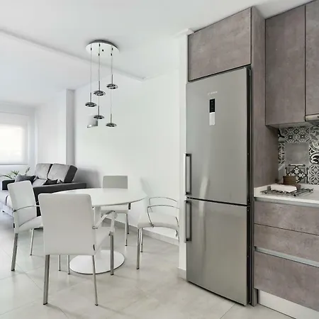 Orange Housing - Amalia 13 *