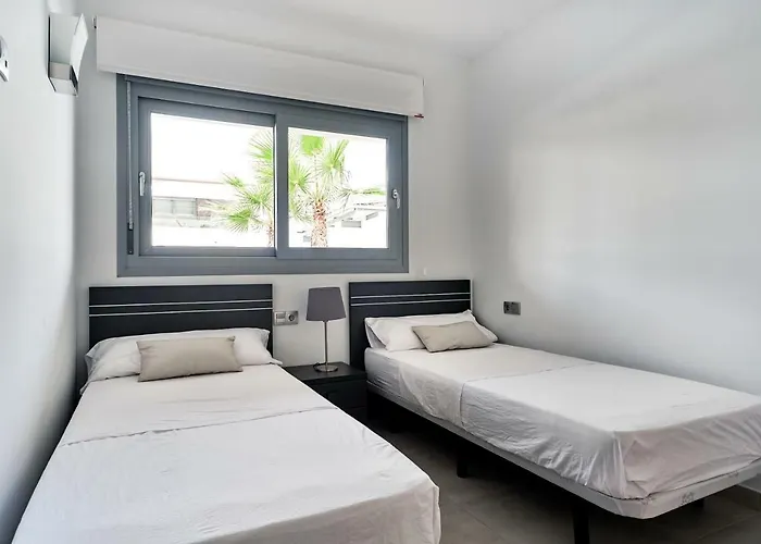 Orange Housing - Amalia 13 * Torrevieja