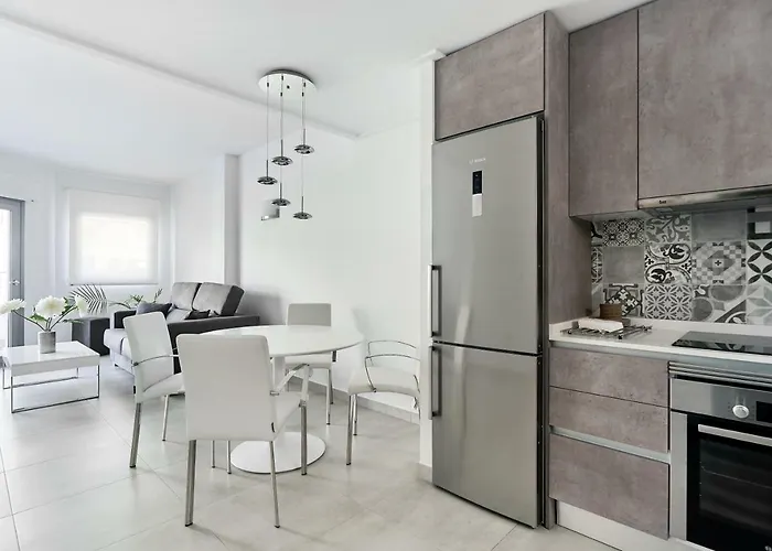 Orange Housing - Amalia 13 *